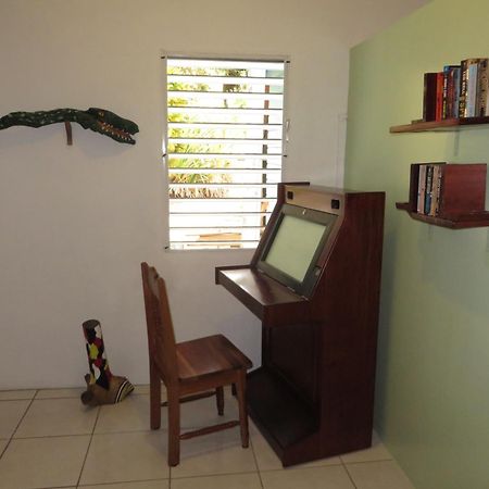 Simberts Apartments Maya Beach Room photo